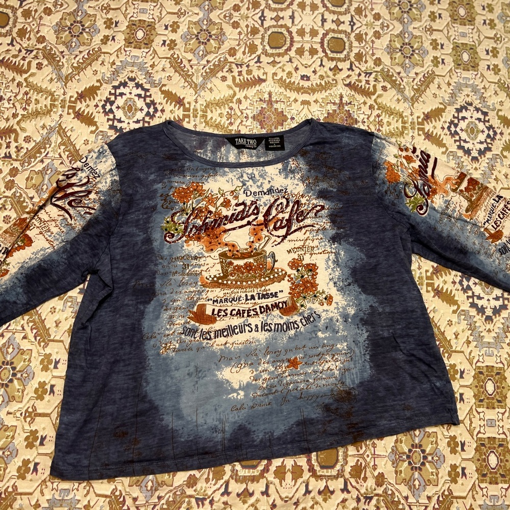 Women’s Blue Graphic Long Sleeve Shirt